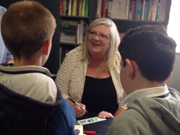Marita and reader in Hodges Figgis
