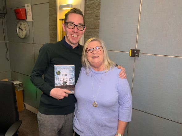 E6B65F4E-DB28-4EEA-8475-211F851C4DBD